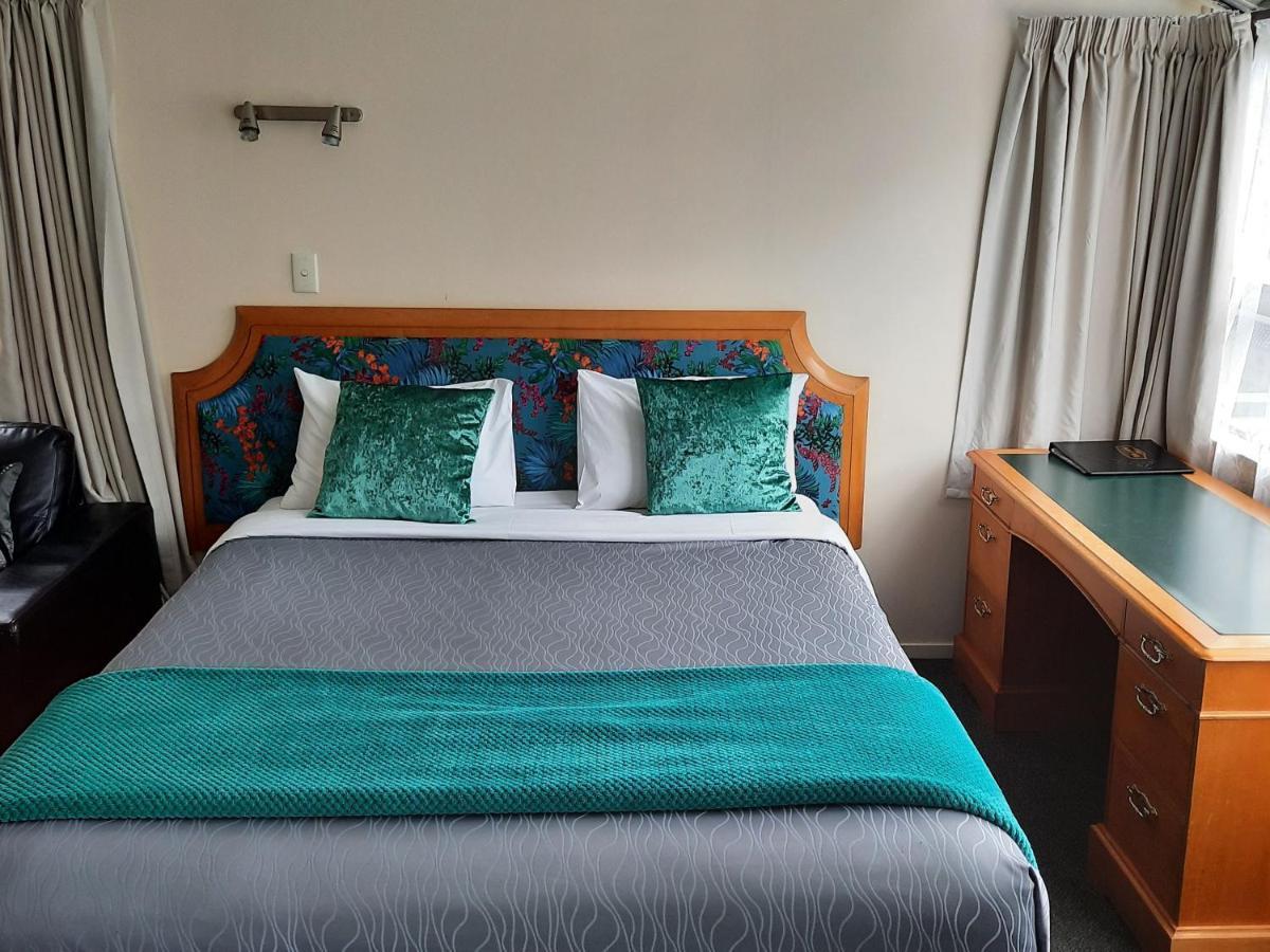 Pembrooke Motor Lodge Whangarei Exterior foto